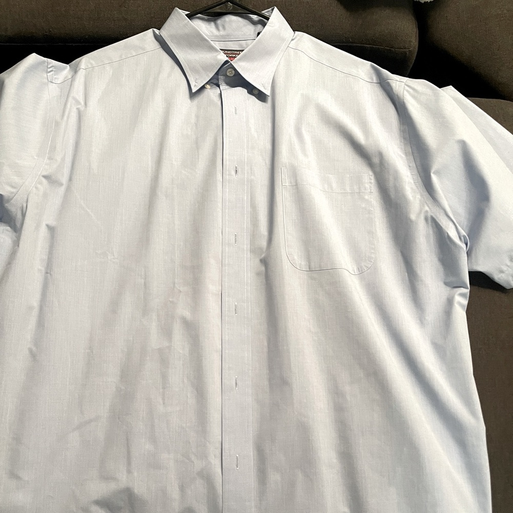 Roundtree & Yorke Travel Smart Easy Care Short Sleeve Solid Dobby Sport Shirt